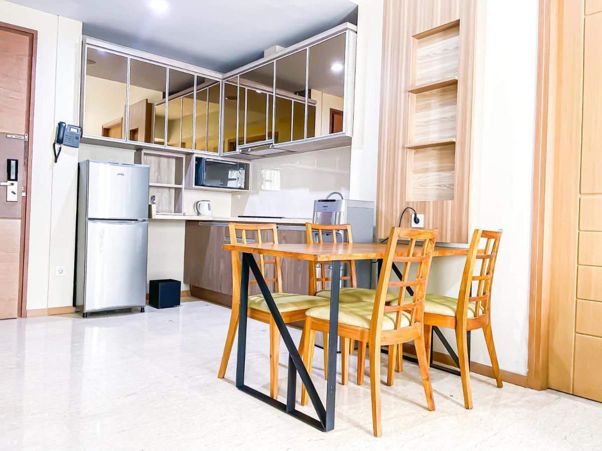 Graha Makara Suite Hotel & Residence Cikarang Exteriör bild