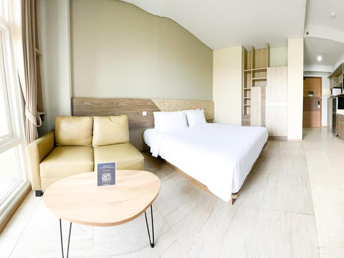 Graha Makara Suite Hotel & Residence Cikarang Exteriör bild